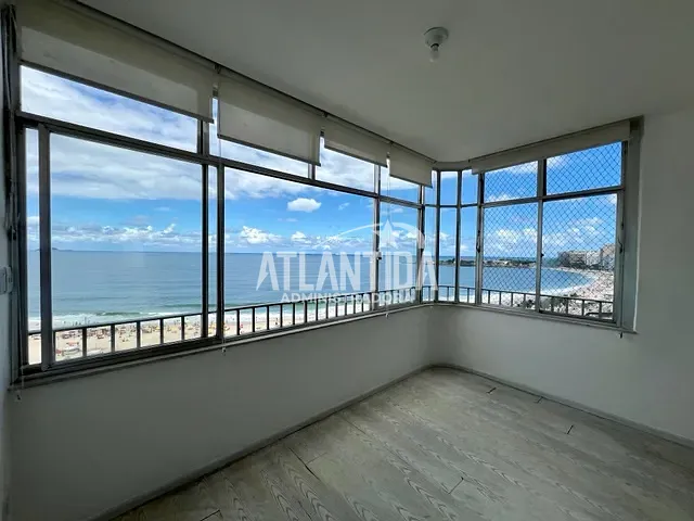 Apartamento com 130m² 3 quartos e 3 banheiros, à venda, no bairro Copacabana em Rio de Janeiro