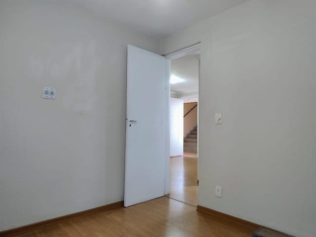 Apartamento 2 quartos e 1 banheiro, à venda, no bairro Jardim Santa Teresa em Mogi das Cruzes
