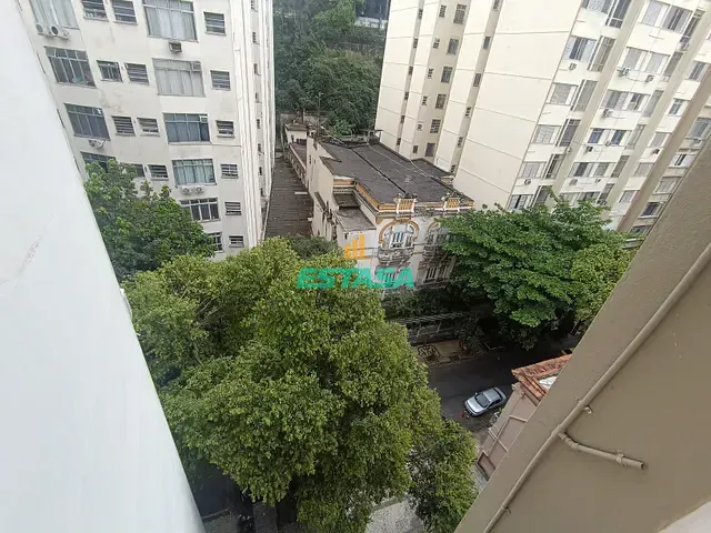 Apartamento 1 quarto e 1 banheiro, para alugar, no bairro Glória em Rio de Janeiro