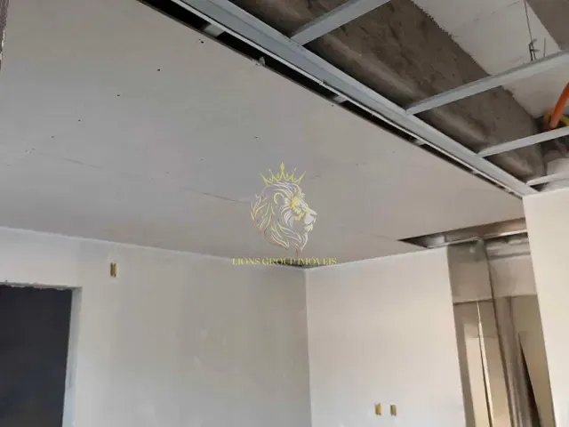 Apartamento 2 quartos e 1 banheiro, à venda, no bairro Santa Regina em Camboriú