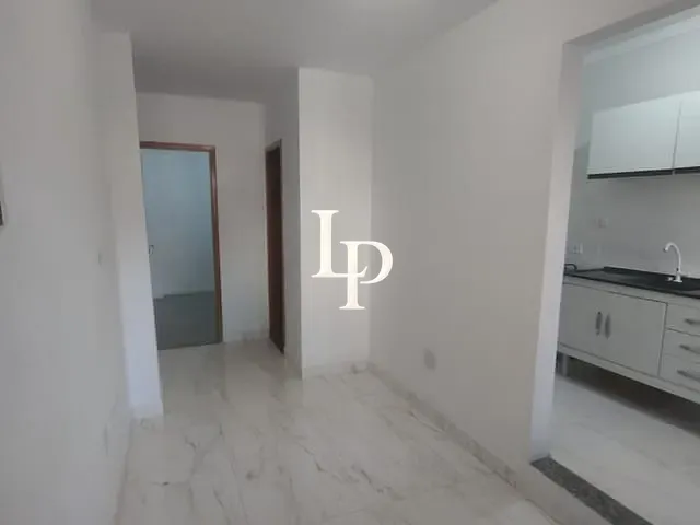 Apartamento com 31m² 1 quarto e 1 banheiro, para alugar, no bairro Vila Curuçá em Santo André