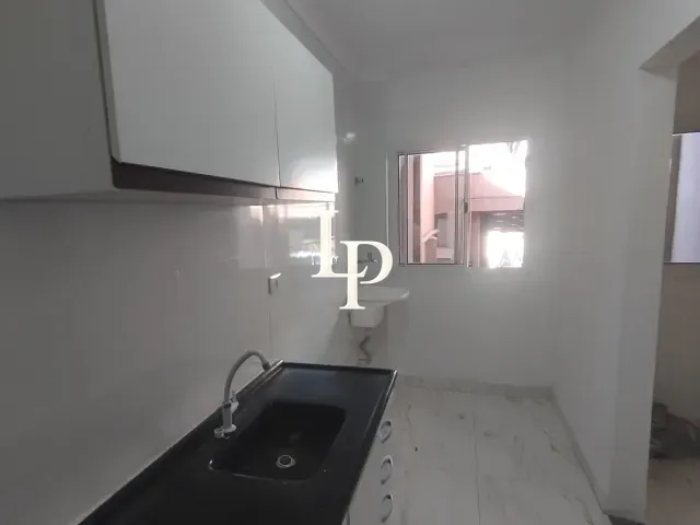 Apartamento com 31m² 1 quarto e 1 banheiro, para alugar, no bairro Vila Curuçá em Santo André