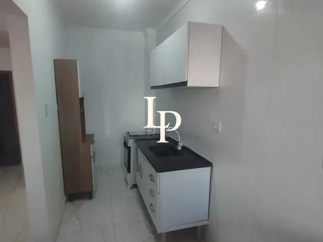 Apartamento com 31m² 1 quarto e 1 banheiro, para alugar, no bairro Vila Curuçá em Santo André
