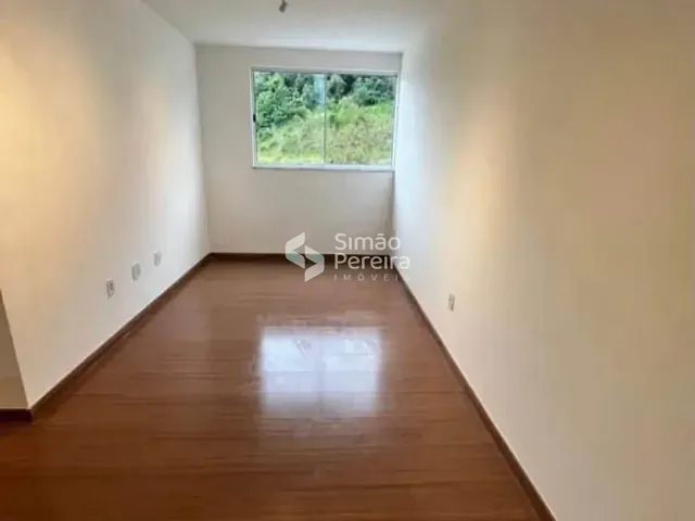 Apartamento 2 quartos e 1 banheiro, à venda, no bairro Teixeiras em Juiz de Fora