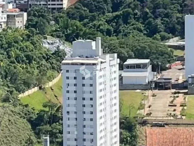 Apartamento 2 quartos e 1 banheiro, à venda, no bairro Teixeiras em Juiz de Fora