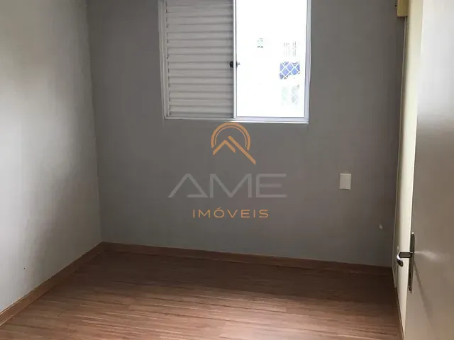 Apartamento 2 quartos e 1 banheiro, à venda, no bairro Três Vendas em Pelotas