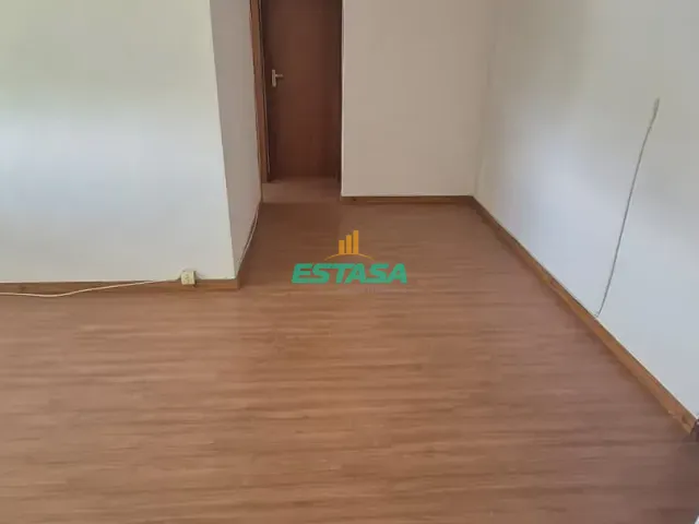 Apartamento 2 quartos e 1 banheiro, à venda, no bairro Freguesia (Jacarepaguá) em Rio de Janeiro