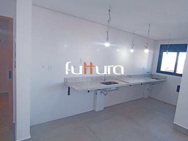 Apartamento 3 quartos e 4 banheiros, à venda, no bairro Setor Bueno em Goiânia