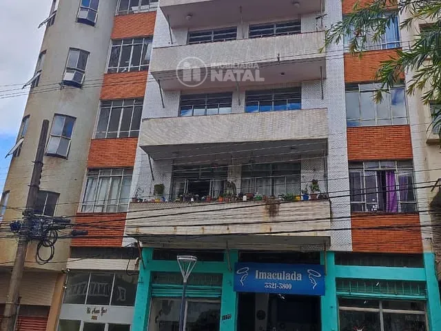 Apartamento com 173m² 3 quartos e 2 banheiros, à venda, no bairro Centro em Londrina