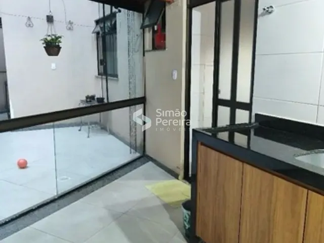 Apartamento 2 quartos e 2 banheiros, à venda, no bairro Santa Helena em Juiz de Fora
