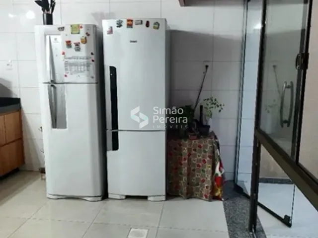 Apartamento 2 quartos e 2 banheiros, à venda, no bairro Santa Helena em Juiz de Fora