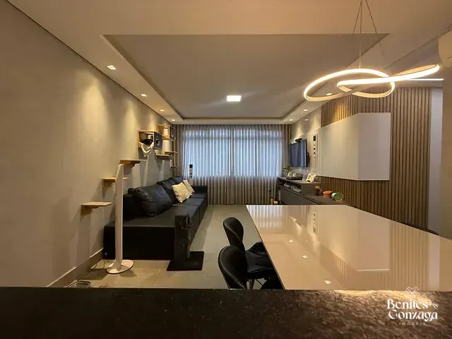 Apartamento 3 quartos e 2 banheiros, à venda, no bairro Vila Marumby em Maringá