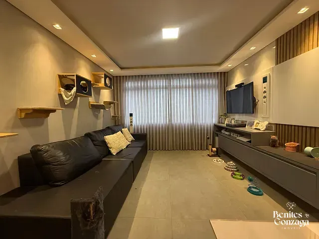 Apartamento 3 quartos e 2 banheiros, à venda, no bairro Vila Marumby em Maringá