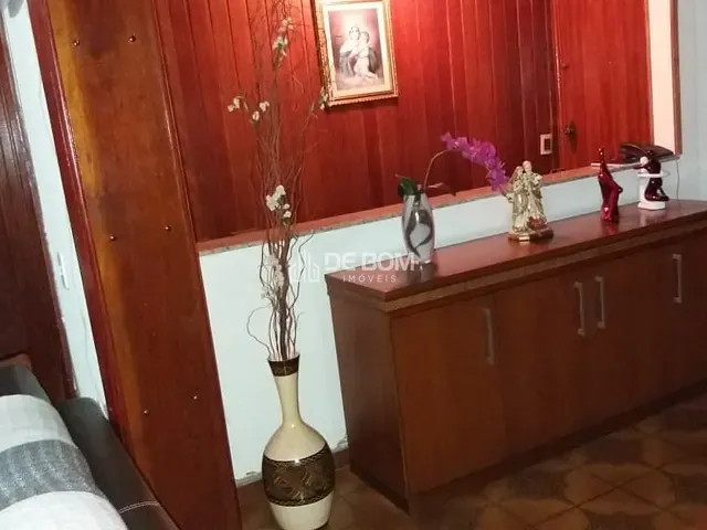 Apartamento com 190m² 4 quartos e 3 banheiros, à venda, no bairro Centro em Poços de Caldas