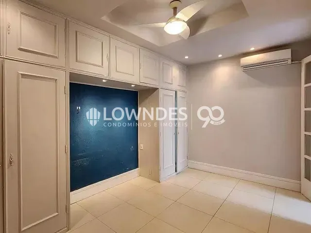 Apartamento com 176m² 2 quartos e 2 banheiros, à venda, no bairro Copacabana em Rio de Janeiro
