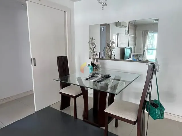 Apartamento com 94m² 2 quartos e 3 banheiros, à venda, no bairro Botafogo em Rio de Janeiro