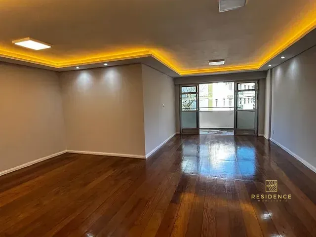 Apartamento 4 quartos e 3 banheiros, à venda, no bairro São Geraldo em Volta Redonda