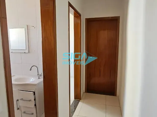 Apartamento 2 quartos e 2 banheiros, para alugar, no bairro Pão de Açúcar em Pouso Alegre