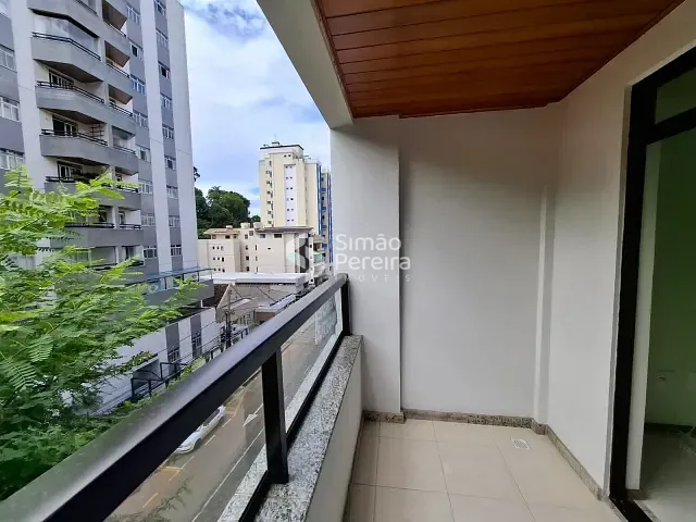 Apartamento 3 quartos e 2 banheiros, à venda, no bairro Santa Helena em Juiz de Fora