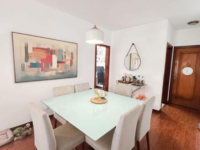 Apartamento 3 quartos e 2 banheiros, à venda, no bairro Glória em Macaé