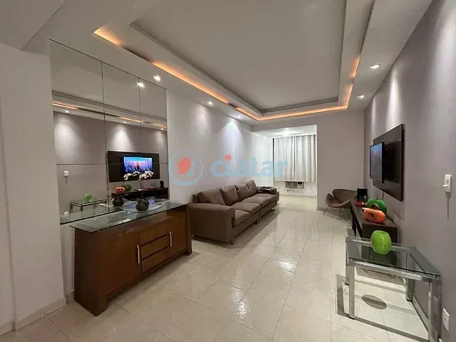 Apartamento com 110m² 3 quartos e 2 banheiros, à venda, no bairro Copacabana em Rio de Janeiro