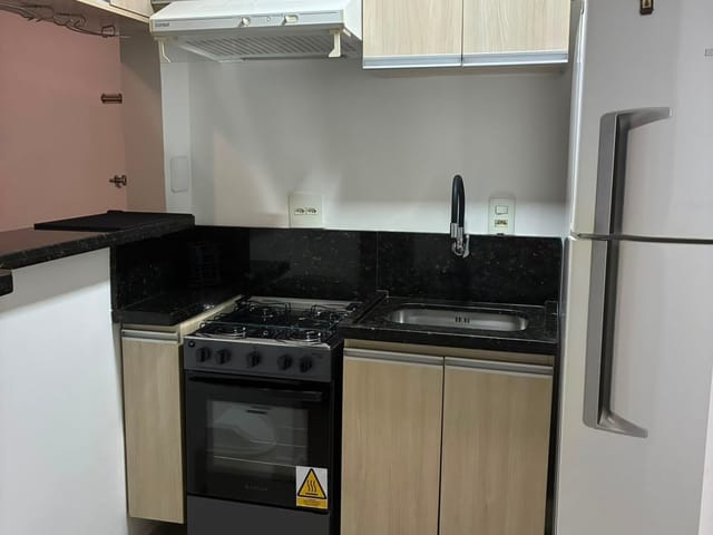 Apartamento 1 quarto e 1 banheiro, para alugar, no bairro Jardim Centenário em São Paulo