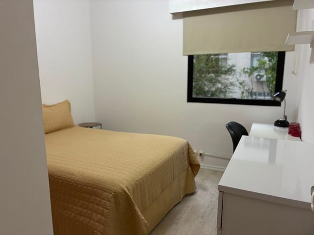 Apartamento 1 quarto e 1 banheiro, para alugar, no bairro Jardim Centenário em São Paulo