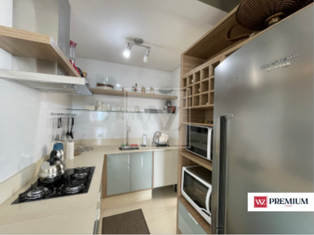 Apartamento com 240m² 3 quartos e 4 banheiros, à venda, no bairro Meia Praia em Itapema