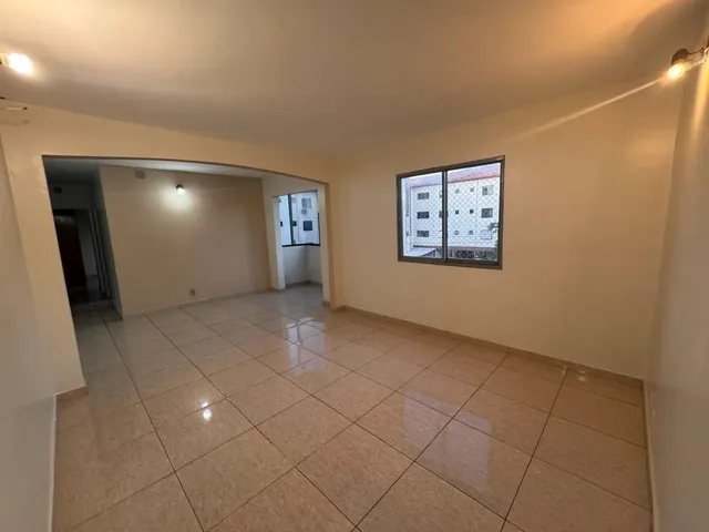 Apartamento com 105m² 3 quartos e 3 banheiros, à venda, no bairro Residencial Santos Dumont (Santa Maria) em Brasília