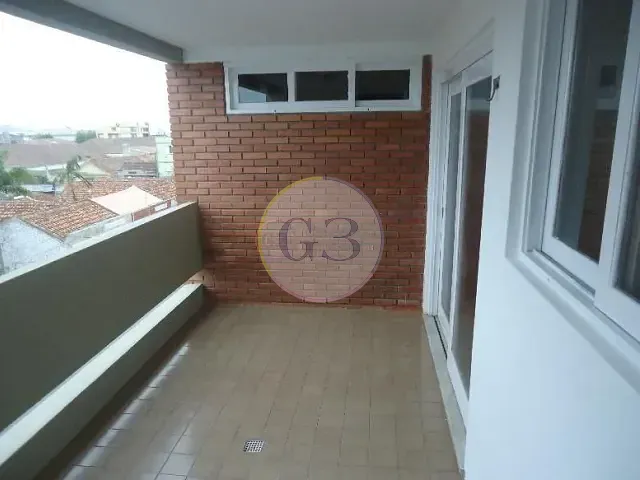 Apartamento 2 quartos e 1 banheiro, para alugar, no bairro Centro em Pelotas