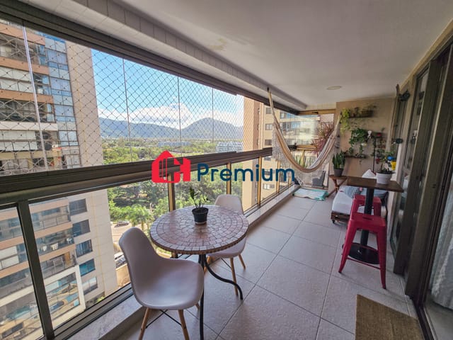 Apartamento 3 quartos e 2 banheiros, à venda, no bairro Recreio dos Bandeirantes em Rio de Janeiro