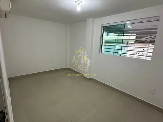 Apartamento 2 quartos e 1 banheiro, à venda, no bairro Lídia Duarte em Camboriú
