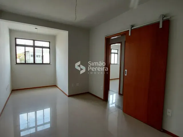 Apartamento 2 quartos e 1 banheiro, à venda, no bairro Santa Helena em Juiz de Fora