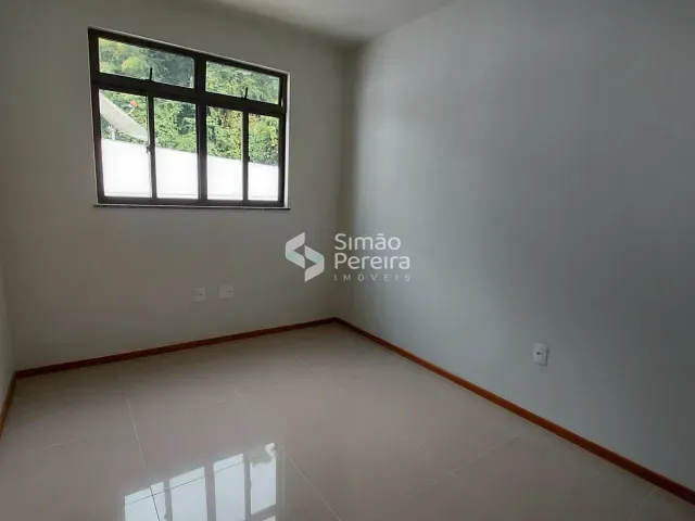 Apartamento 2 quartos e 1 banheiro, à venda, no bairro Santa Helena em Juiz de Fora