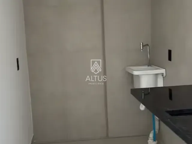 Apartamento 2 quartos e 2 banheiros, à venda, no bairro Ondina em Salvador