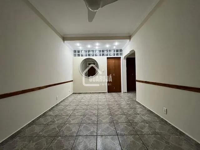 Apartamento 2 quartos e 2 banheiros, à venda, no bairro Jardim Astúrias em Guarujá
