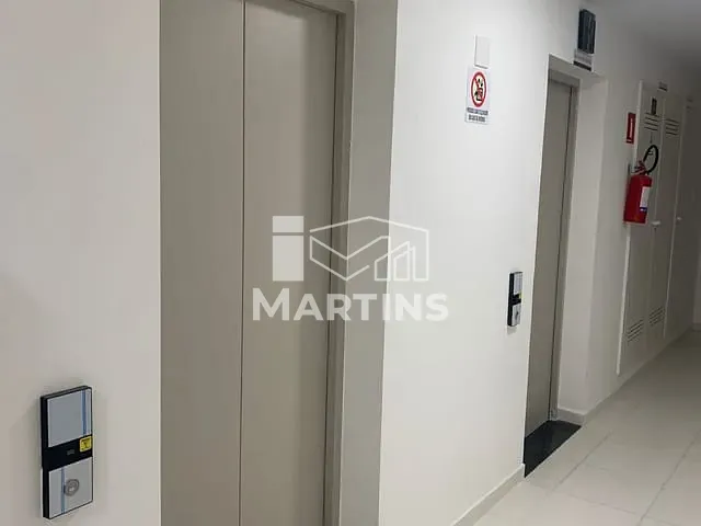 Apartamento 2 quartos e 2 banheiros, para alugar, no bairro Parque Esplanada em Embu das Artes