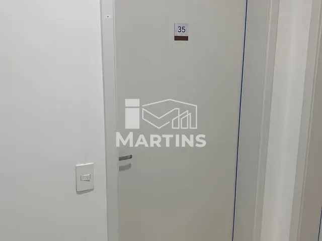 Apartamento 2 quartos e 2 banheiros, para alugar, no bairro Parque Esplanada em Embu das Artes