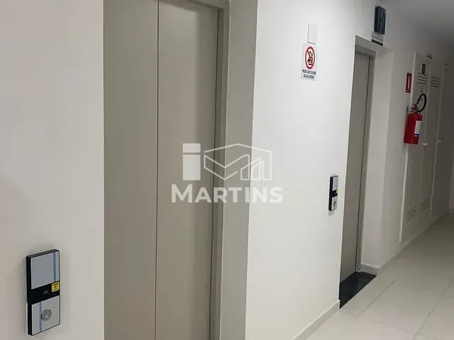 Apartamento 2 quartos e 2 banheiros, para alugar, no bairro Parque Esplanada em Embu das Artes