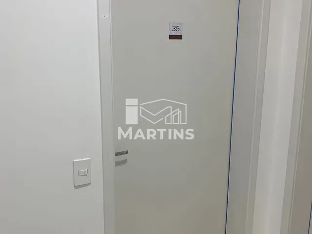 Apartamento 2 quartos e 2 banheiros, para alugar, no bairro Parque Esplanada em Embu das Artes