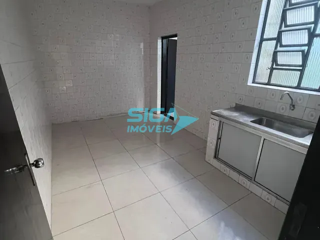Apartamento 2 quartos e 1 banheiro, para alugar, no bairro Maria Franco em Pouso Alegre