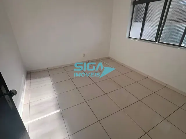 Apartamento 2 quartos e 1 banheiro, para alugar, no bairro Maria Franco em Pouso Alegre