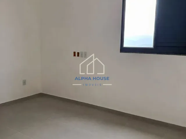 Apartamento 2 quartos e 1 banheiro, à venda, no bairro Residencial Mombaça I em Pindamonhangaba