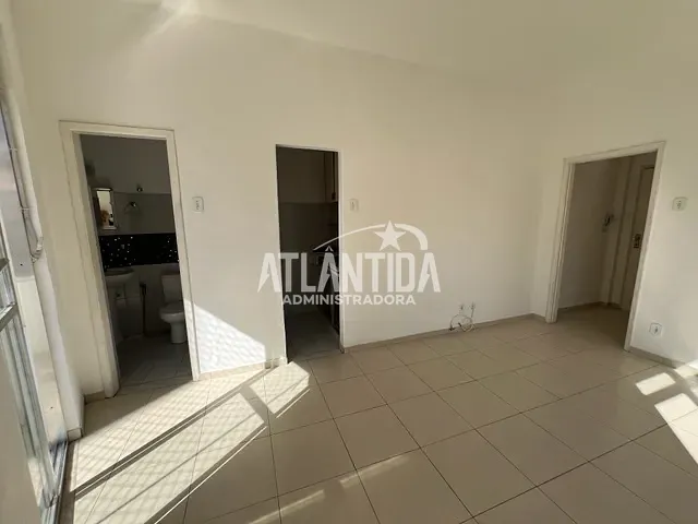 Apartamento com 29m² 1 quarto e 1 banheiro, à venda, no bairro Copacabana em Rio de Janeiro