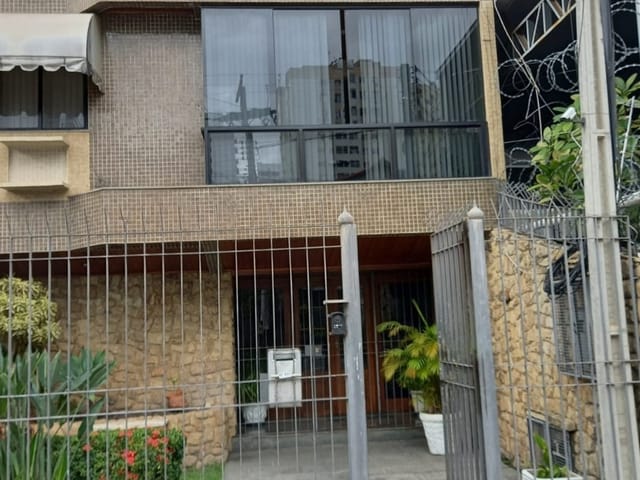 Apartamento com 96m² 3 quartos e 3 banheiros, à venda, no bairro Centro em Campos dos Goytacazes