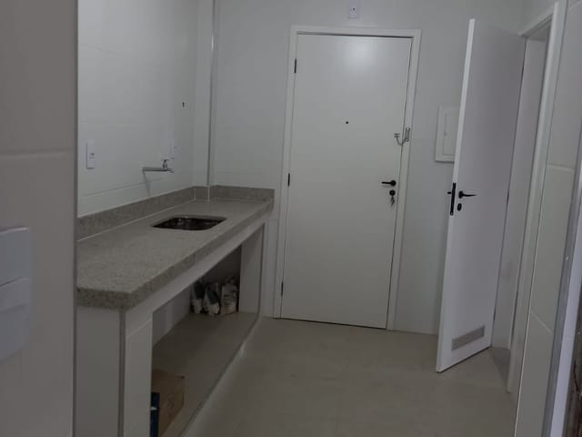 Apartamento com 96m² 3 quartos e 3 banheiros, à venda, no bairro Centro em Campos dos Goytacazes