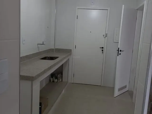 Apartamento com 96m² 3 quartos e 3 banheiros, à venda, no bairro Centro em Campos dos Goytacazes