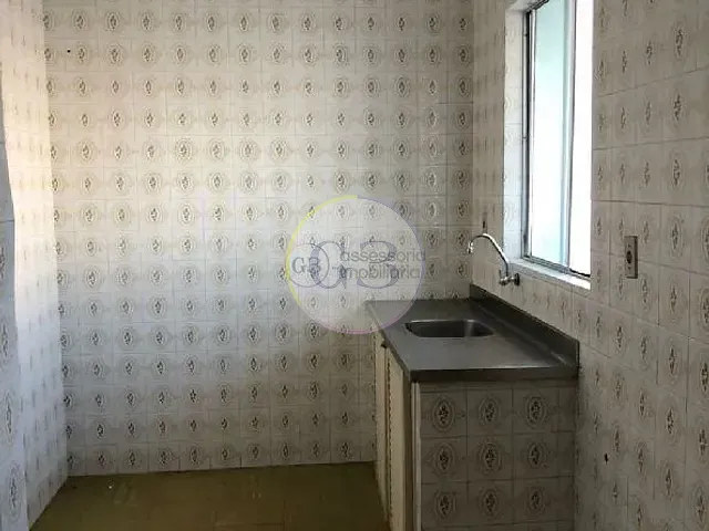 Apartamento 3 quartos e 1 banheiro, para alugar, no bairro Centro em Rio Grande