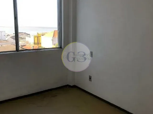 Apartamento 3 quartos e 1 banheiro, para alugar, no bairro Centro em Rio Grande