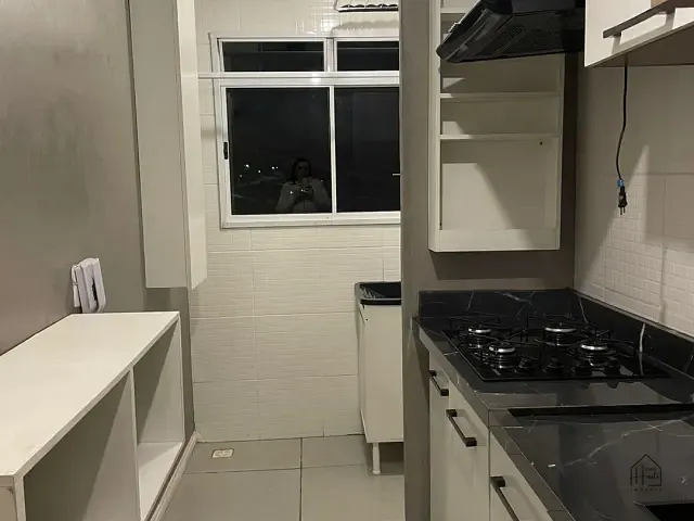 Apartamento 2 quartos e 1 banheiro, à venda ou para alugar, no bairro Vila Santo Antônio do Portão em Cotia